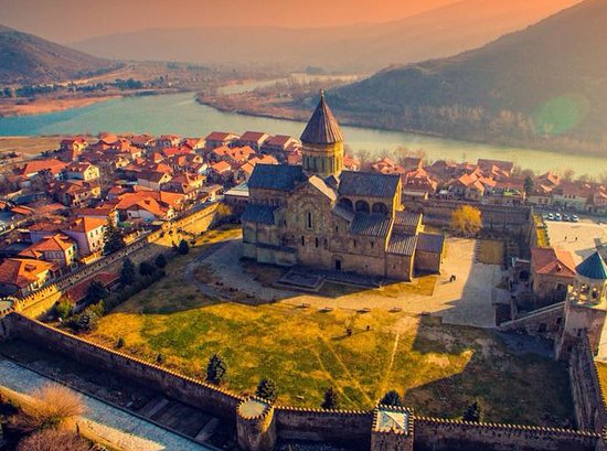 Gürcistan Turu 3 Gün 2 Gece Ekstra Turlar ve Uçak Dahil